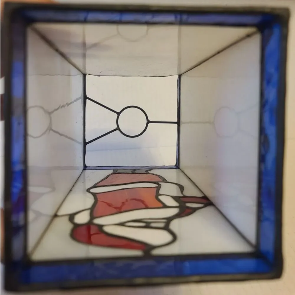 Santa Claus‎ Genuine Vintage 1998 Stained Glass Hurricane Shade Accent Light